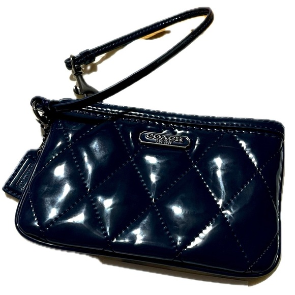 COACH Poppy NWT Quilted Cobalt Blue Gloss Small Wristlet & Coach Dustbag - Picture 5 of 16